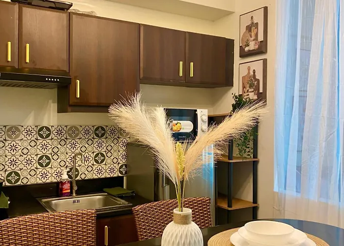 The Cozy By Jls Near Venice Grand Canal Mall Manila